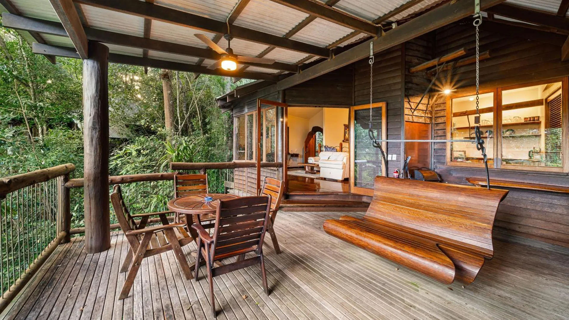 Secrets On The Lake Montville Resort