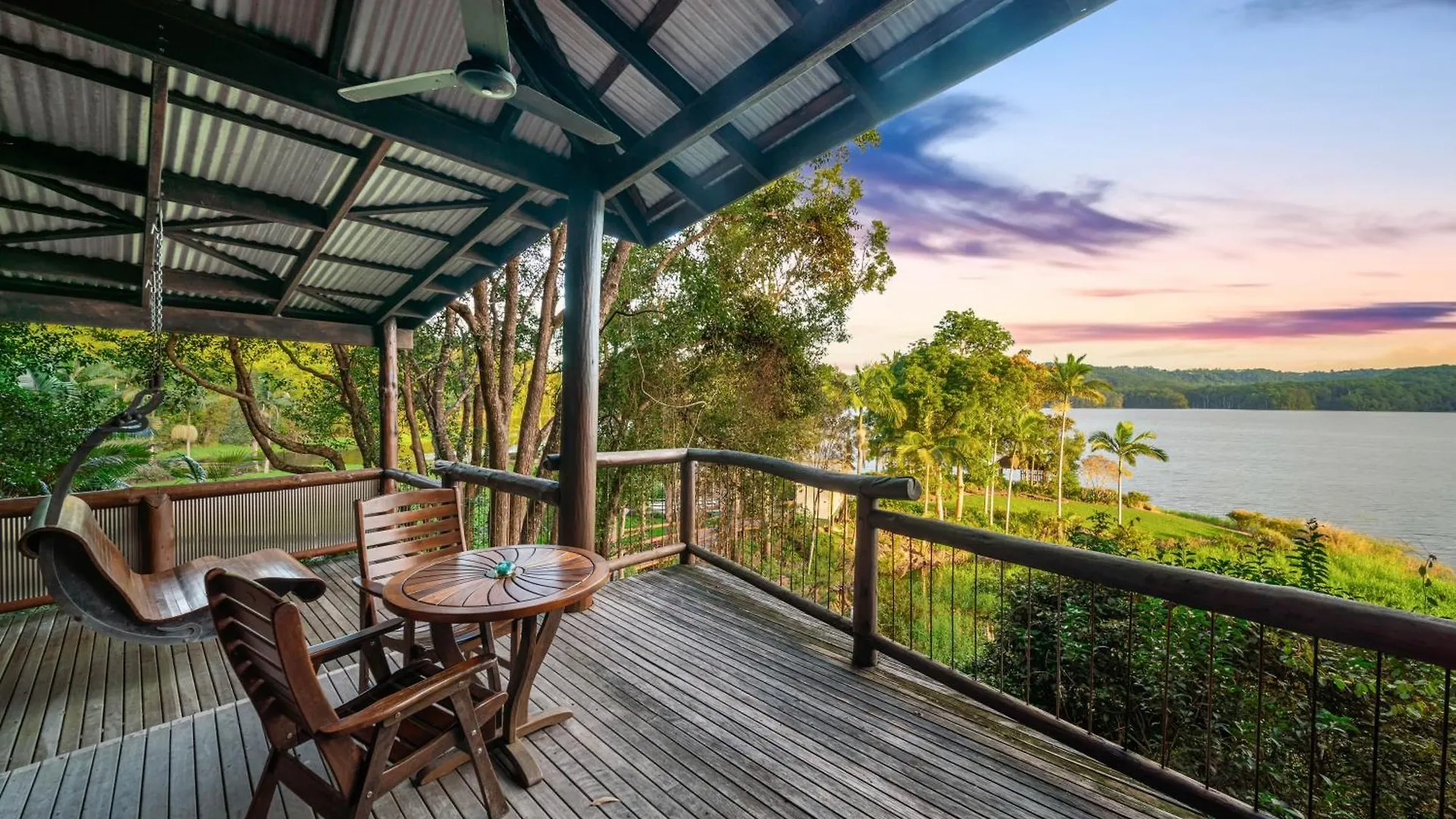 Secrets On The Lake Montville Australia