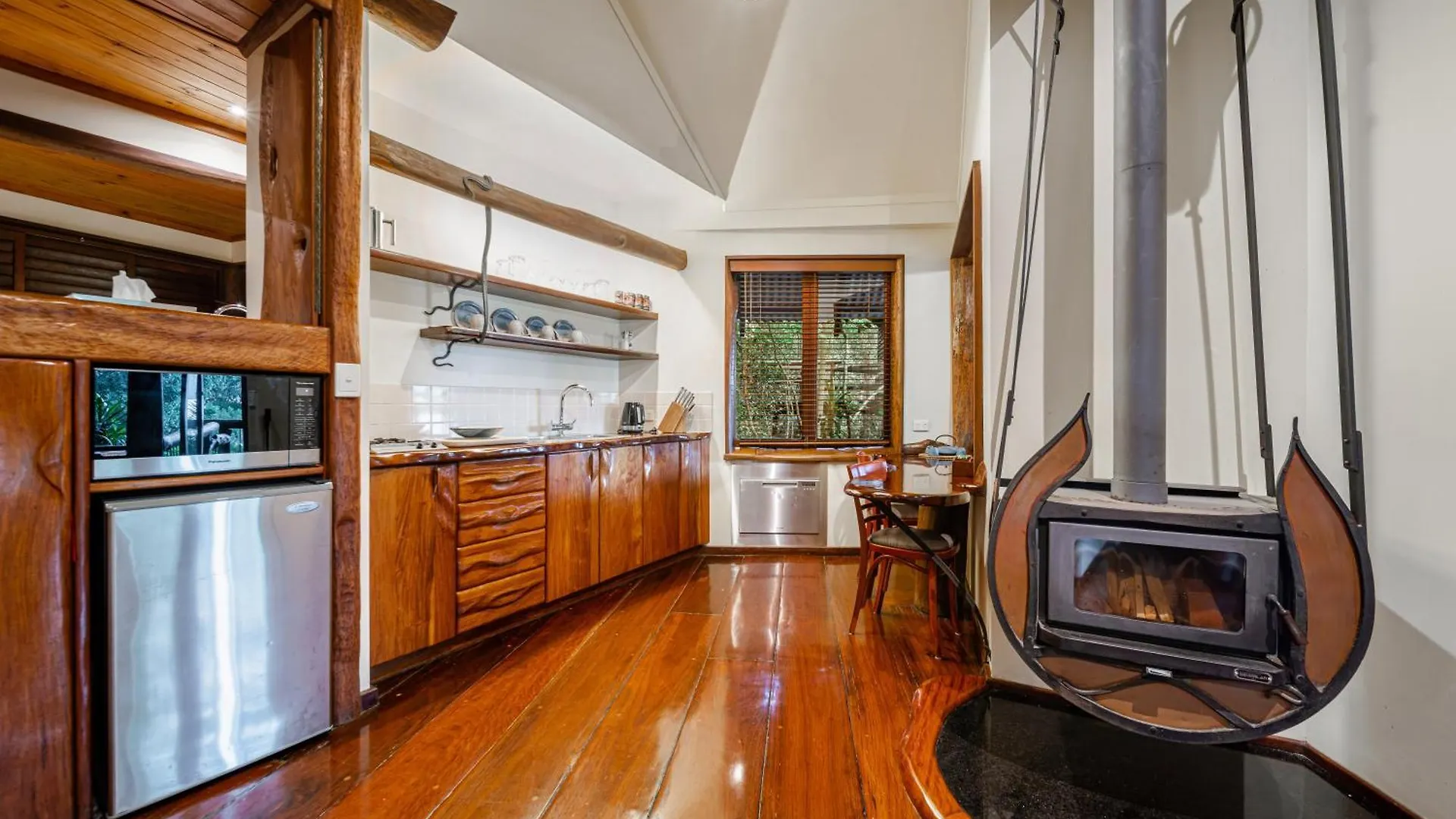 Secrets On The Lake Montville Resort